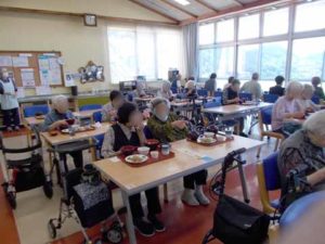 令和7年　6月席替え